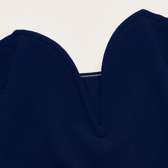 SHEIN sweetheart bodysuit - 50% off - Picture 3 of 4